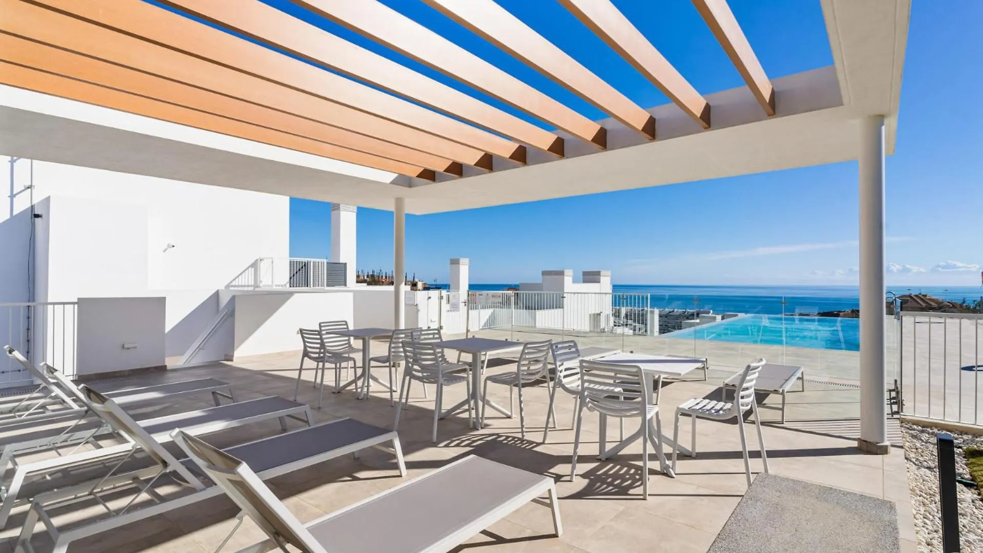 Vivi Homes - Solara Fuengirola Apartment